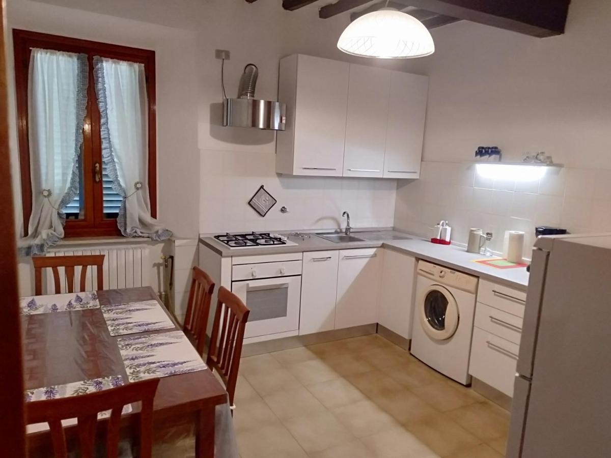 La Casa Di Elisa Lägenhet Vinci Exteriör bild
